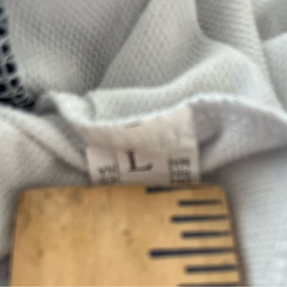 NWOT White and Blue Striped Hoodie Women's Large pullover Textured French Terry - Picture 7 of 7